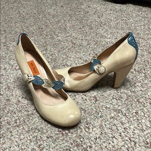 Miz mooz solange Cream and Blue Women's Heels with leaf strap
